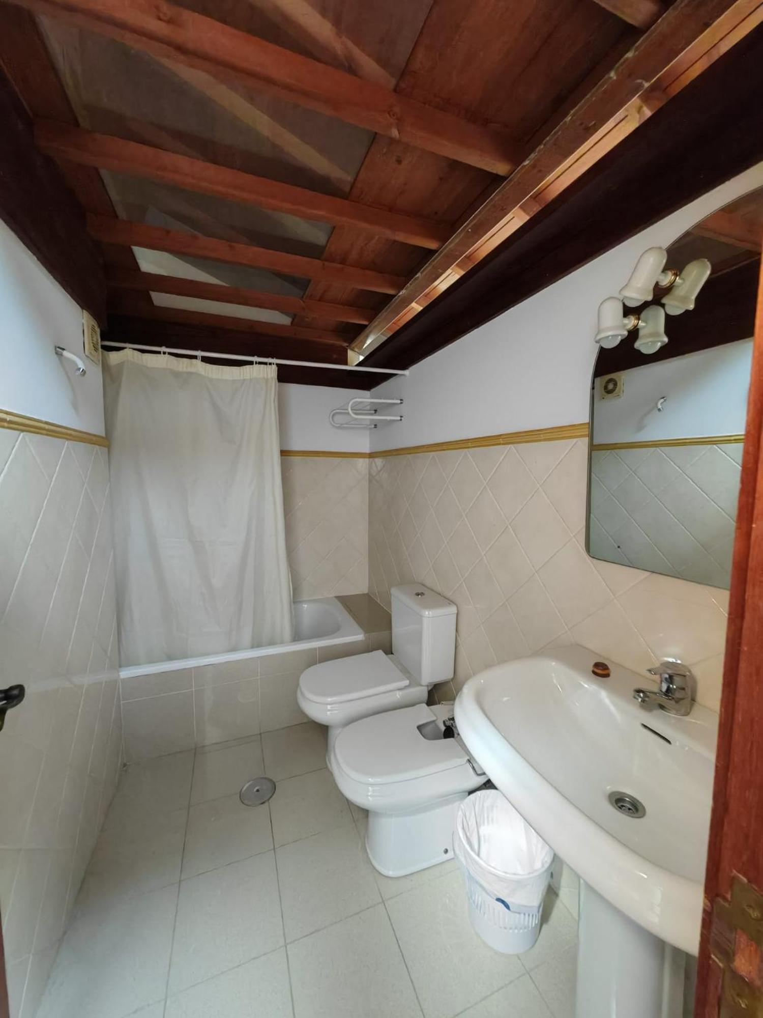 Acea Do Bubal Guest House Os Peares Luaran gambar